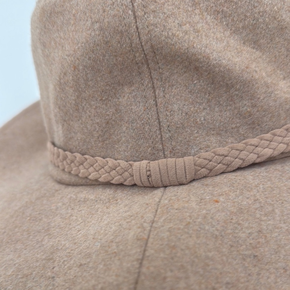 NWOT ASN Brand, Wide Brimmed Tan Hat with Soft Material and Classic Shape - Picture 4 of 7